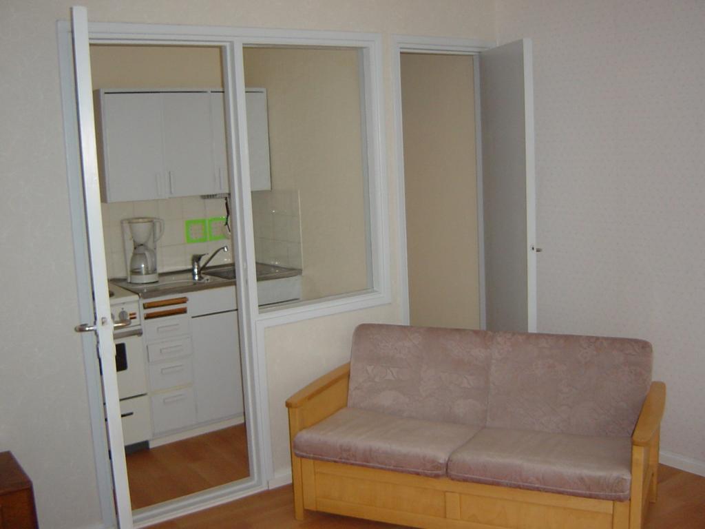 Huoneistohotelli Teekki Muuruvesi Zimmer foto